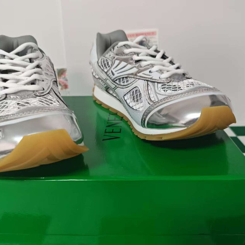 Bottega Veneta Sneakers - Picture 4 of 6